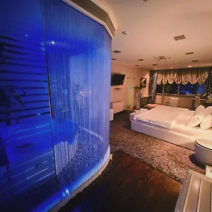 Hotel Rosa Blu, Tirana