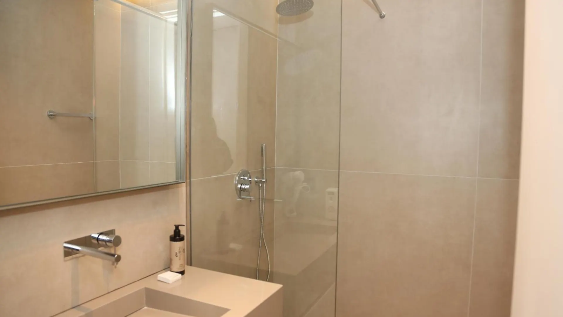 City Centre Apartments - Cca Tirana Albania