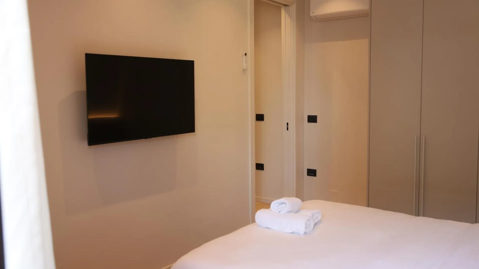 City Centre Apartments - Cca Tirana